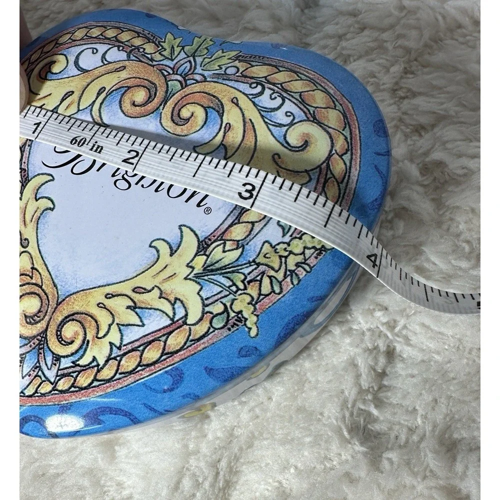 Lot of 5 Brighton Metal Tins Heart Shaped Jewelry Tins 1 Large & 4 Small